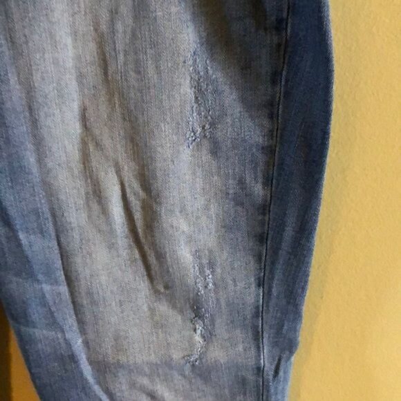 INC Embroidered Floral Jeans Size 2 - Picture 5 of 8